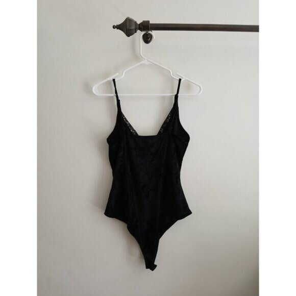 Heart & Hips Womens Med Black Crushed Velvet Lace Bodysuit Gothic Glam Strappy - Picture 9 of 9